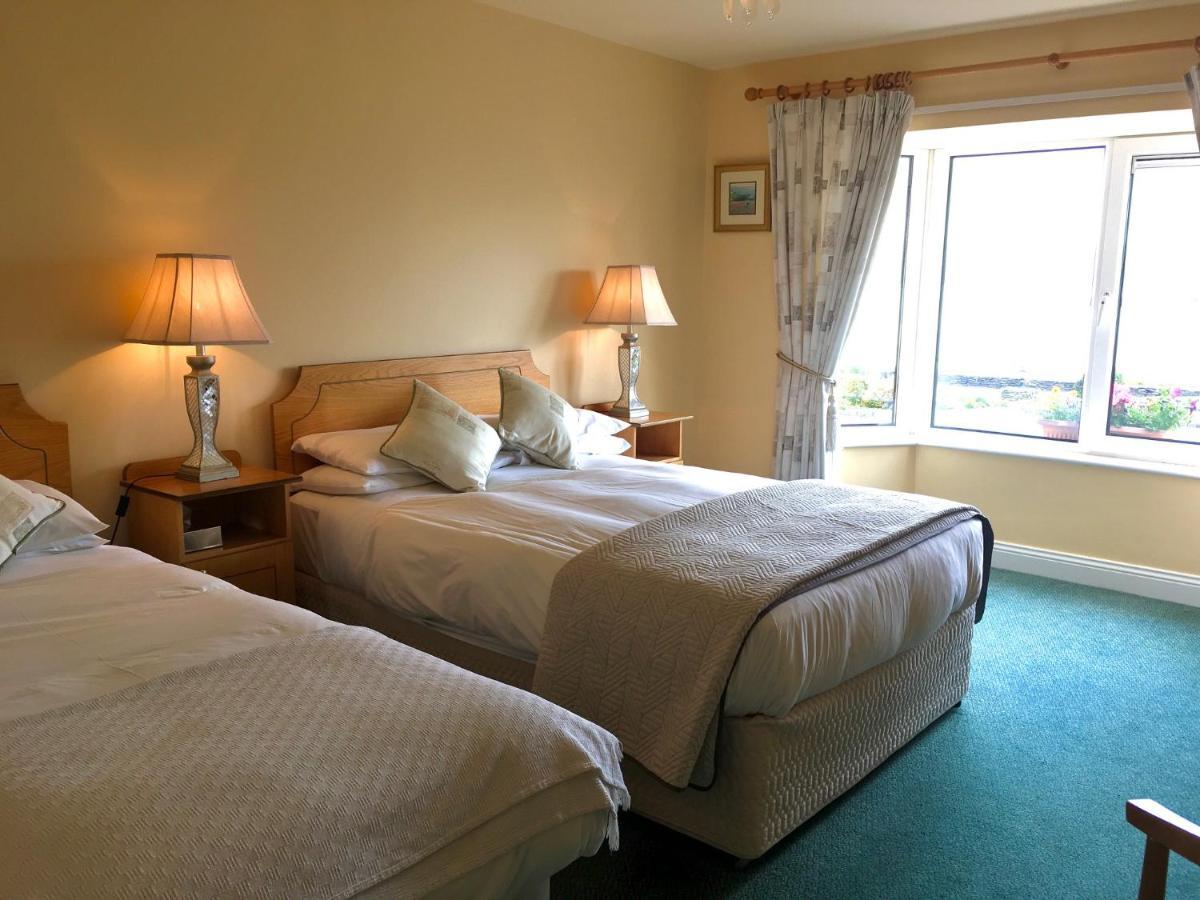 Triple Room with Sea View